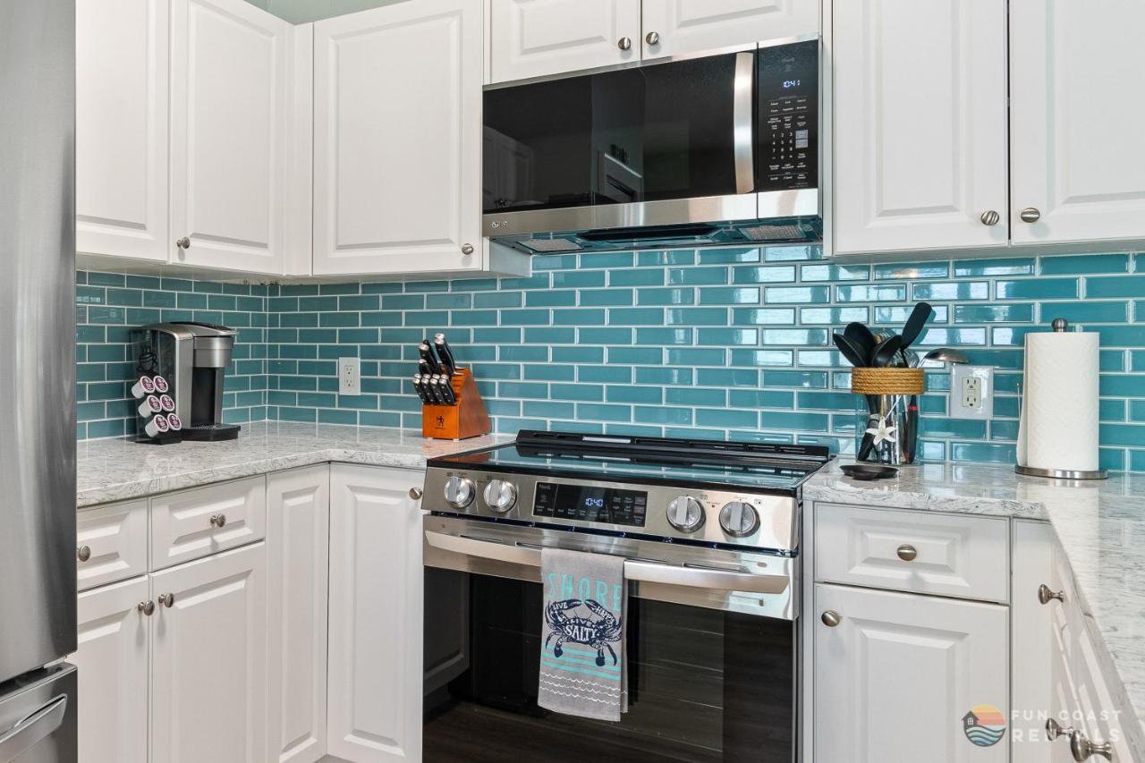 On Flagler Avenue! Dog Friendly With Balcony And Parking Walk To The Beach! 뉴스머나비치 외부 사진