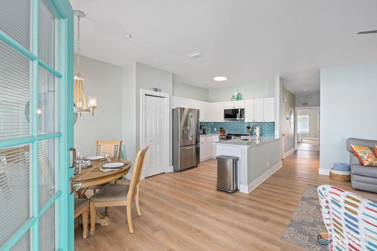 On Flagler Avenue! Dog Friendly With Balcony And Parking Walk To The Beach! 뉴스머나비치 외부 사진